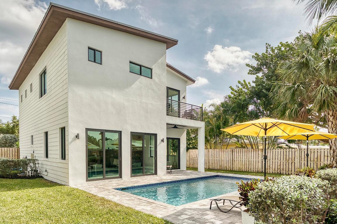 NORTH LAKE WORTH - Residential