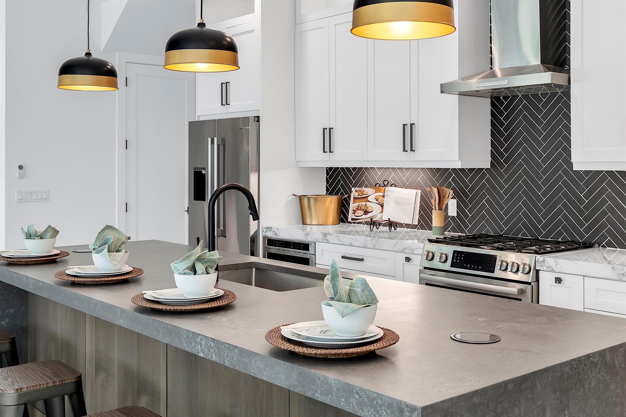 NORTH LAKE WORTH - Residential