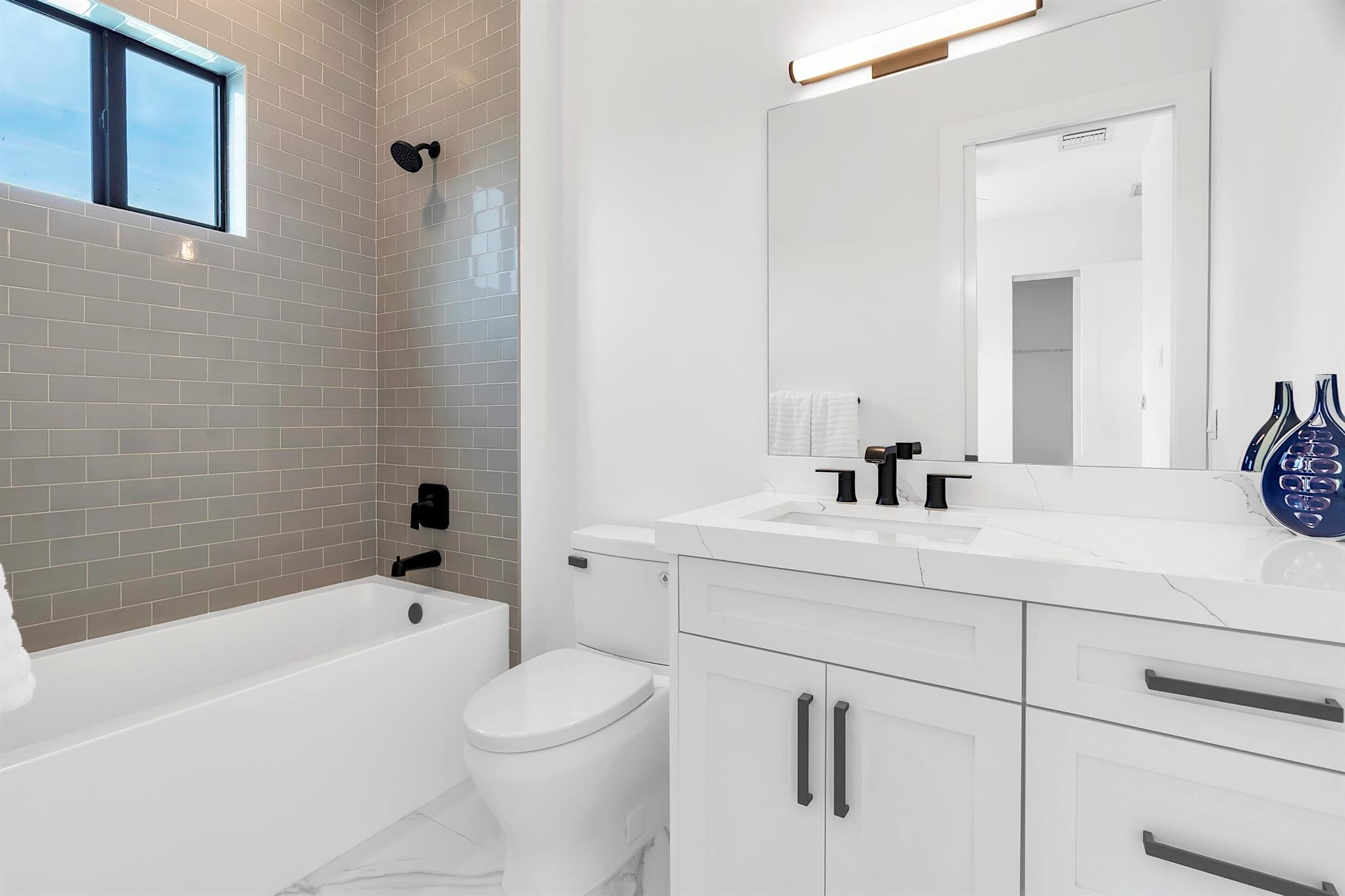 NORTH LAKE WORTH - Residential