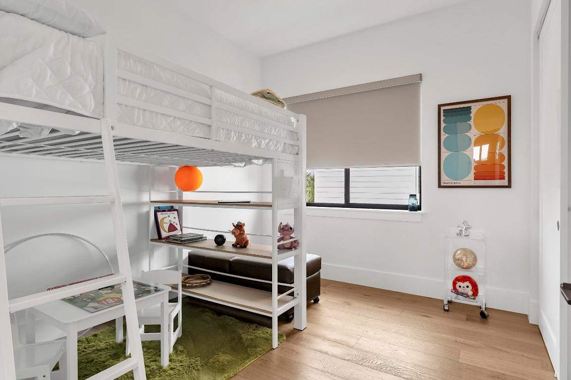 NORTH LAKE WORTH - Residential