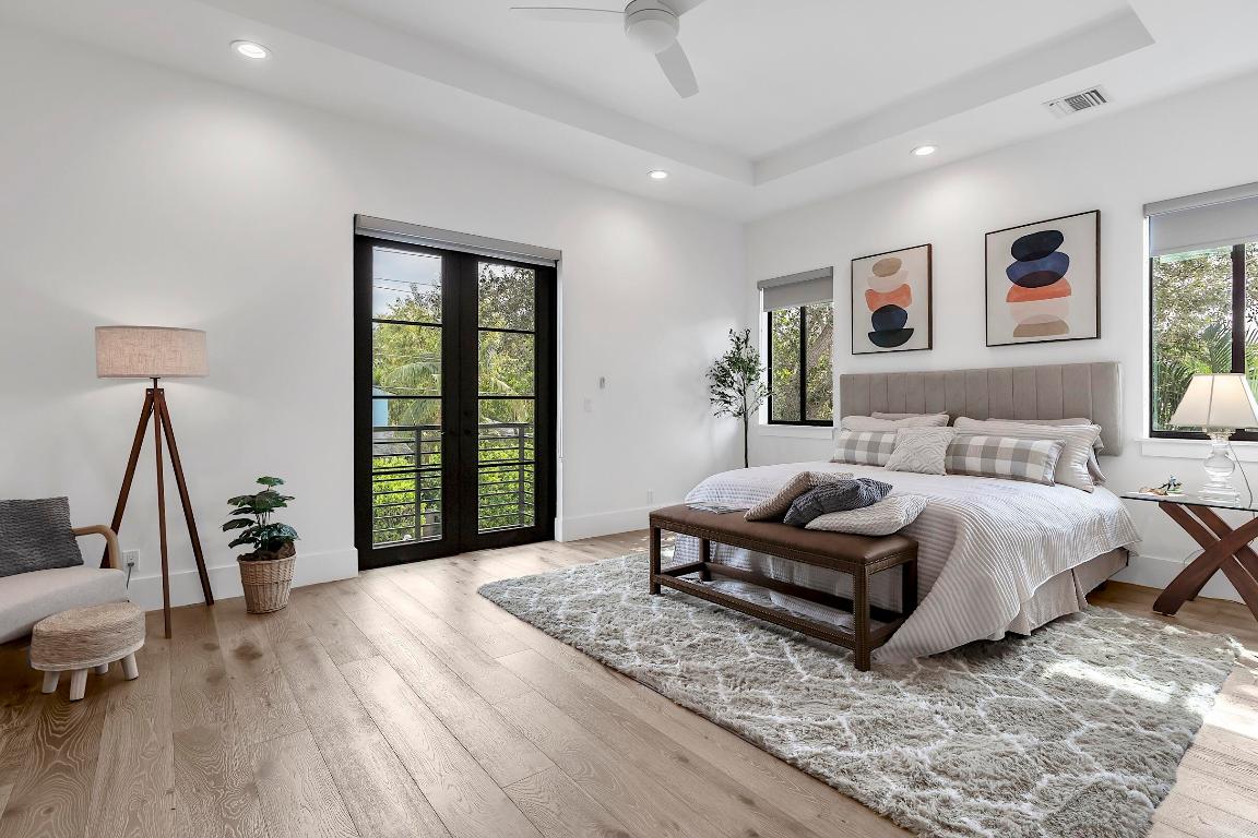 NORTH LAKE WORTH - Residential