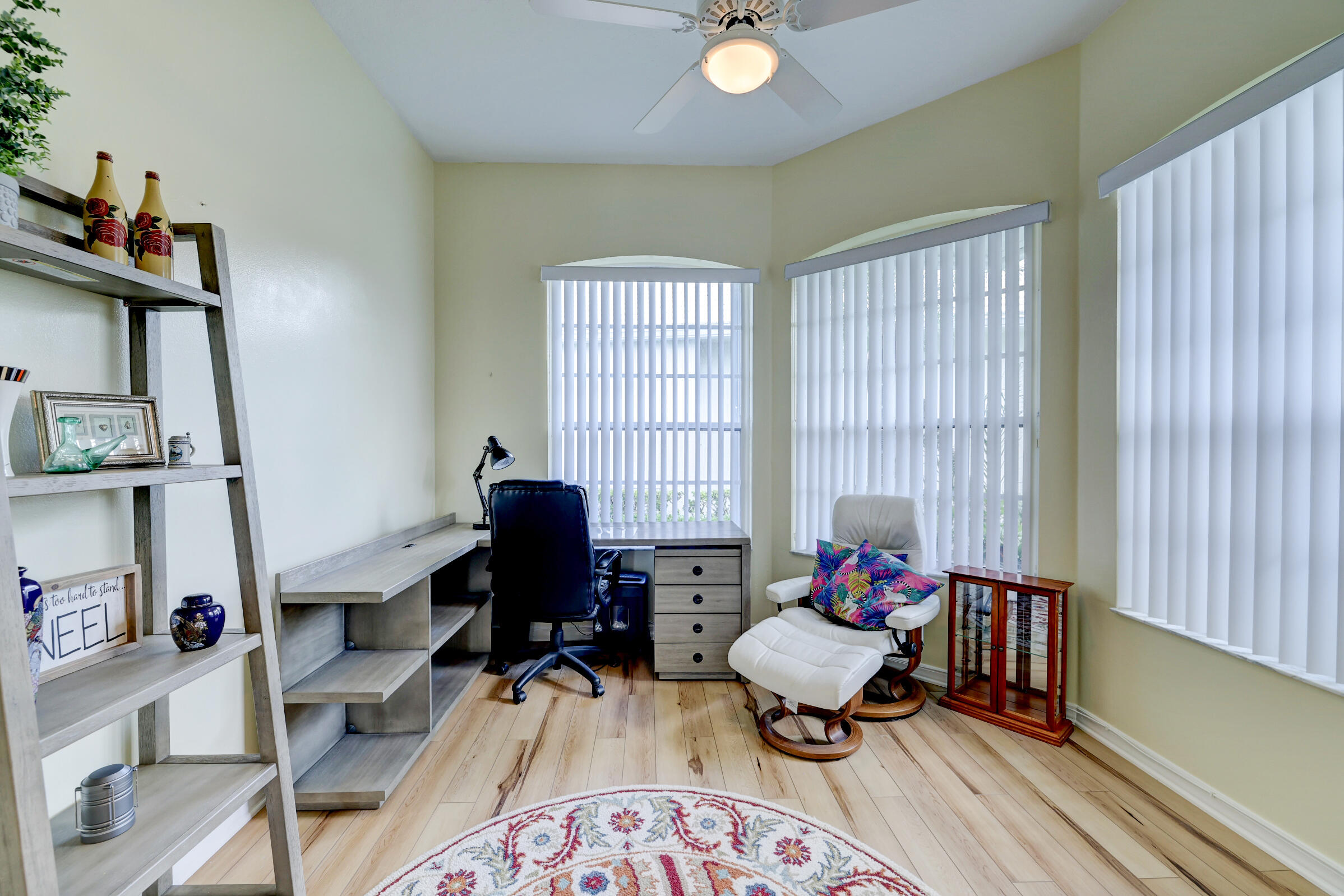 FAIRWAY ISLE PARCEL 8 BLK 15 - Residential