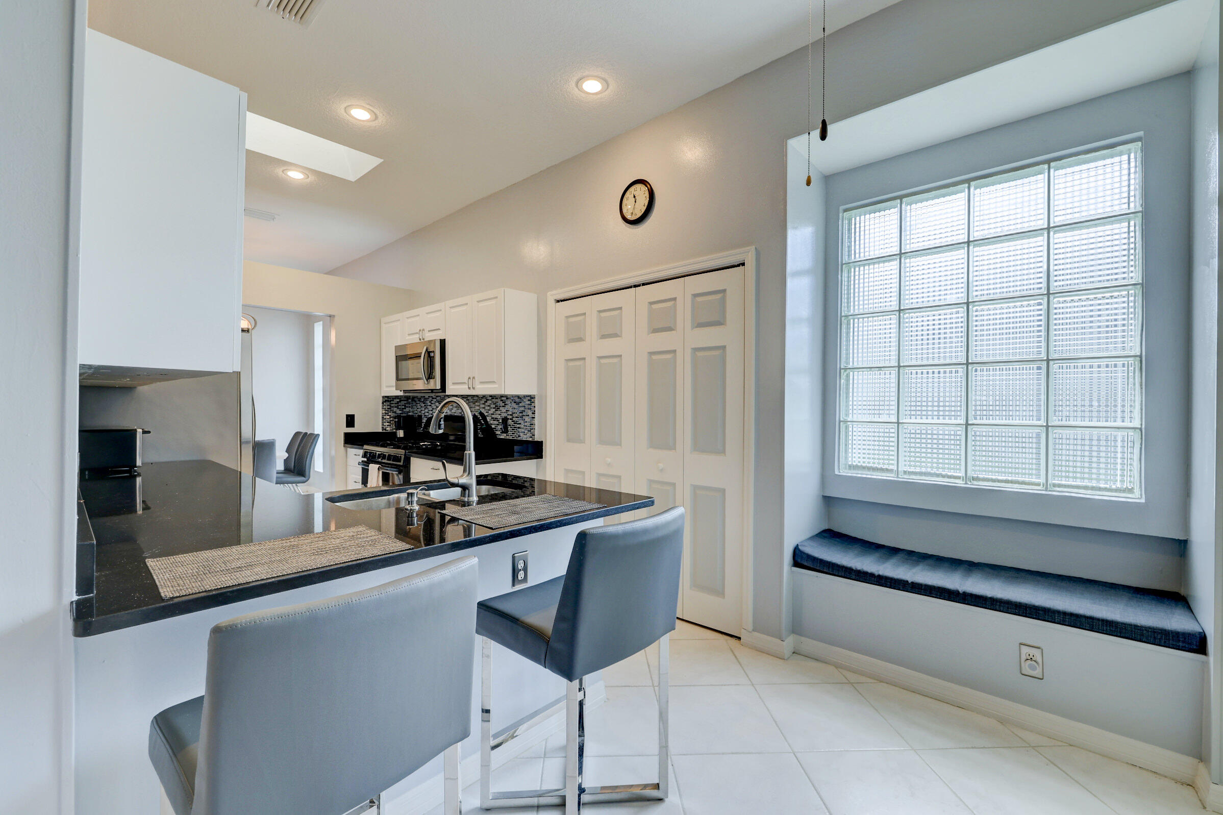 FAIRWAY ISLE PARCEL 8 BLK 15 - Residential