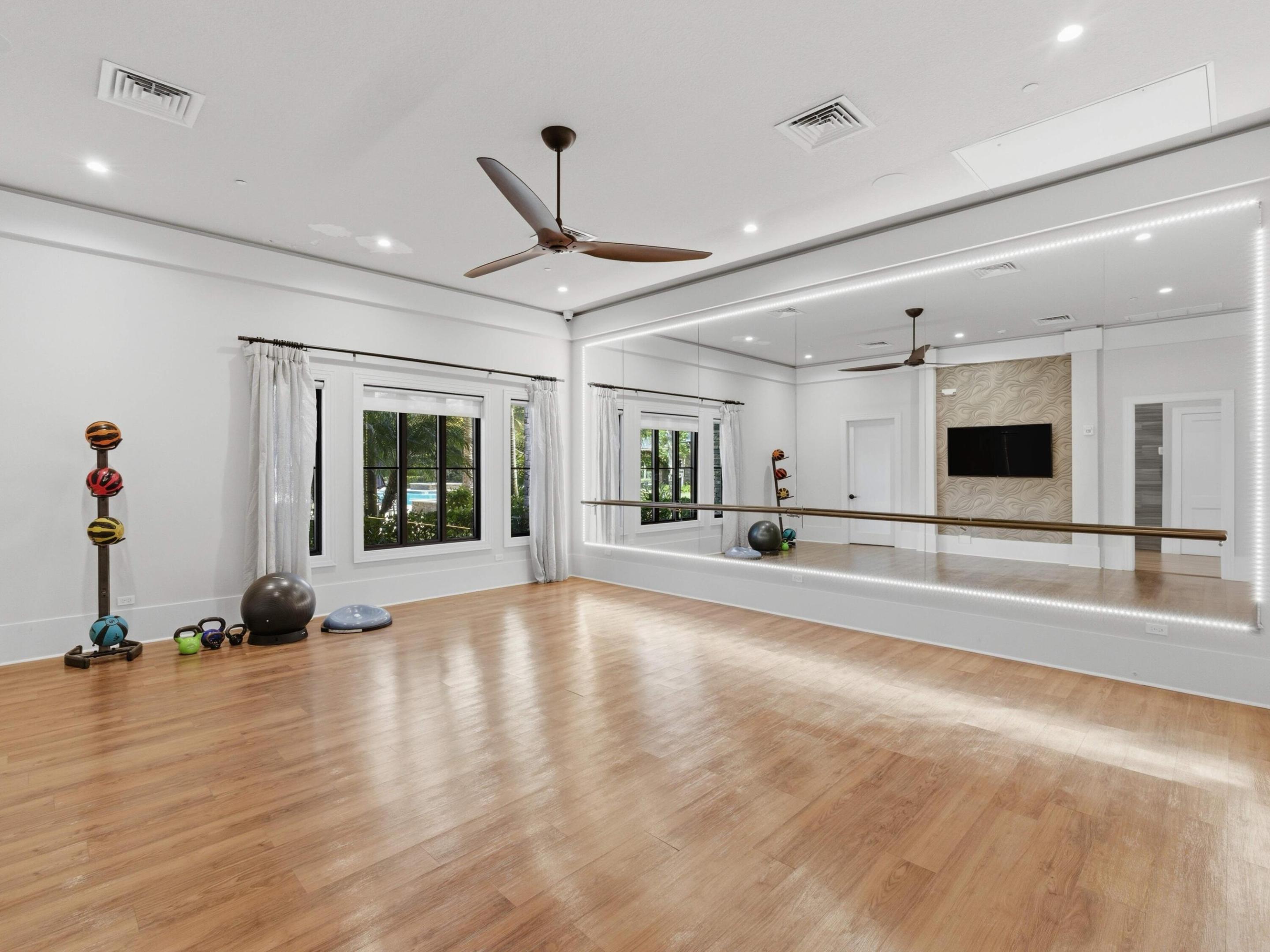 Palm Meadows Estates - Residential