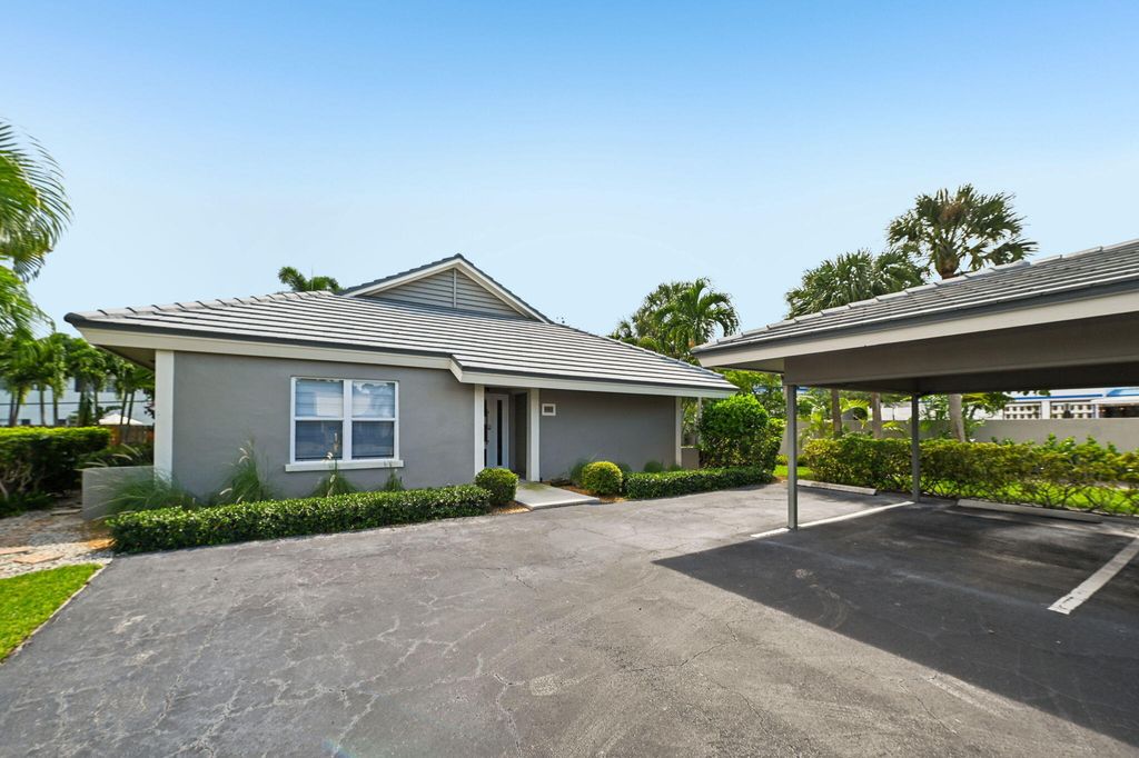 Photo of 660 Forsyth Street #7, Boca Raton, FL 33487 (MLS # B26021199)