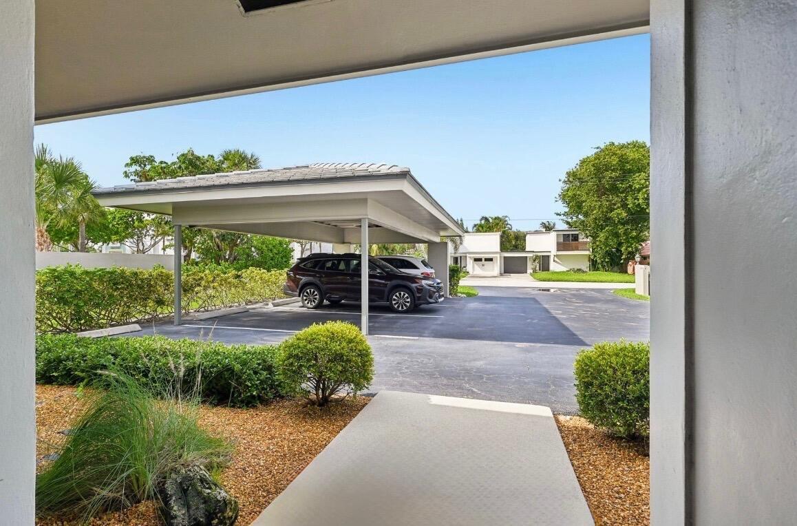 FORSYTH PARK CONDO - Residential