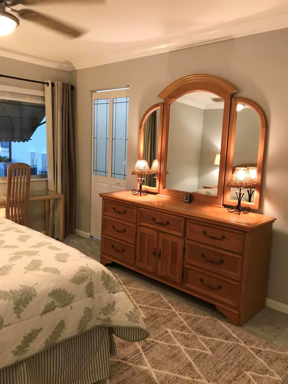 PINE RIDGE AT HAVERHILL C - Residential Lease