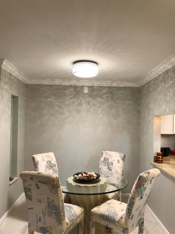 PINE RIDGE AT HAVERHILL C - Residential Lease