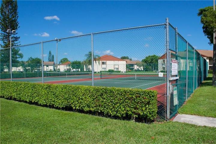 PINE RIDGE AT HAVERHILL C - Residential Lease