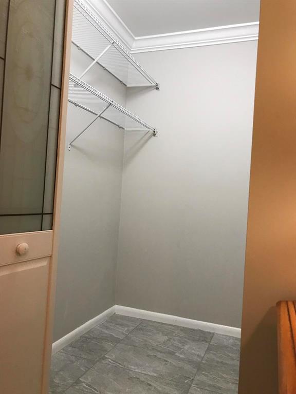 PINE RIDGE AT HAVERHILL C - Residential Lease