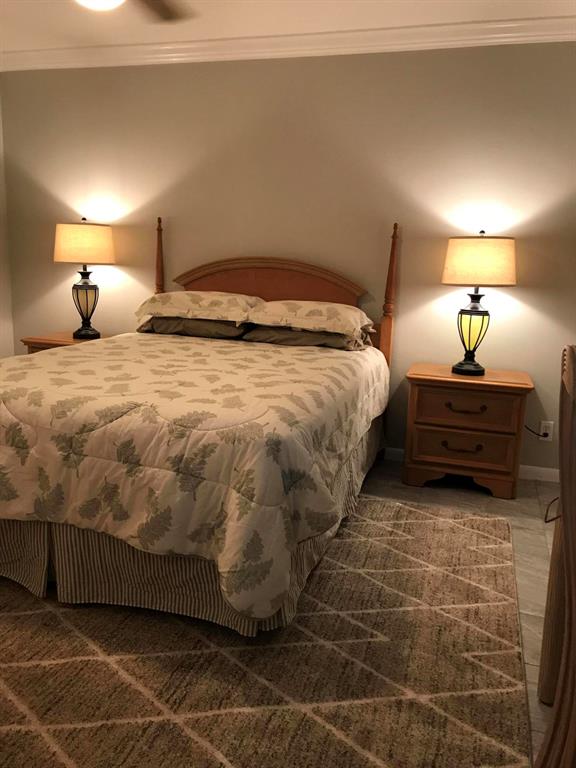 PINE RIDGE AT HAVERHILL C - Residential Lease