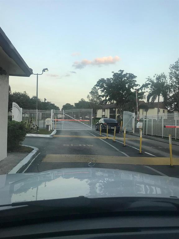 PINE RIDGE AT HAVERHILL C - Residential Lease