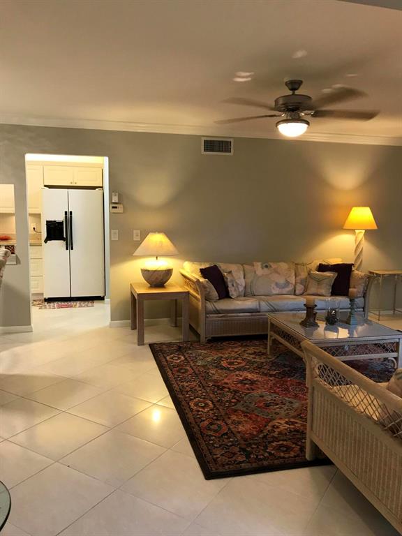 PINE RIDGE AT HAVERHILL C - Residential Lease