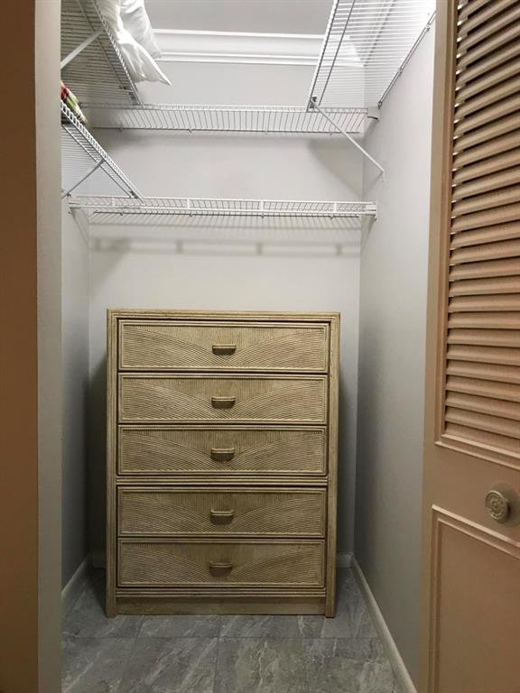 PINE RIDGE AT HAVERHILL C - Residential Lease