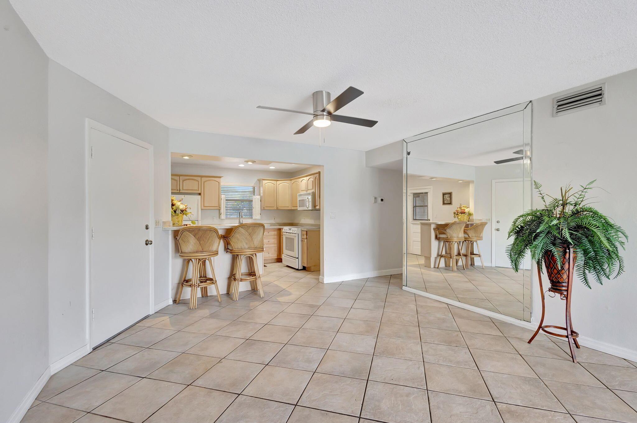10821 N Military Trail 7