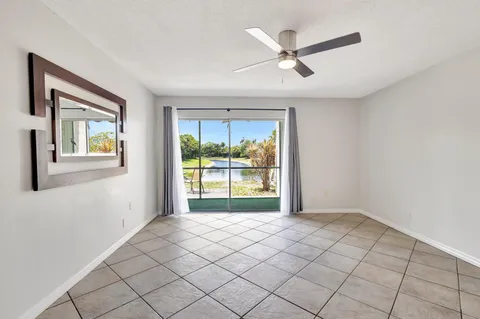 10821 N Military Trail Unit 7, Palm Beach Gardens, FL MLS: R11086141