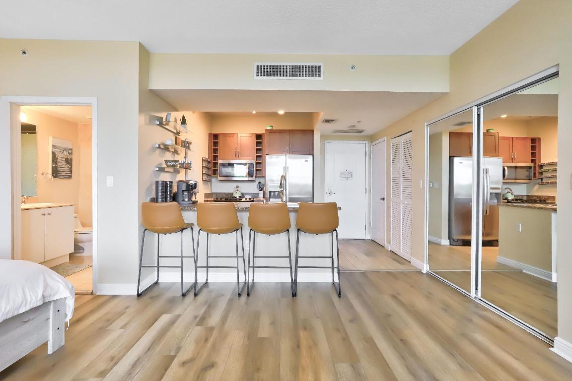 CASA COSTA CONDO - Residential