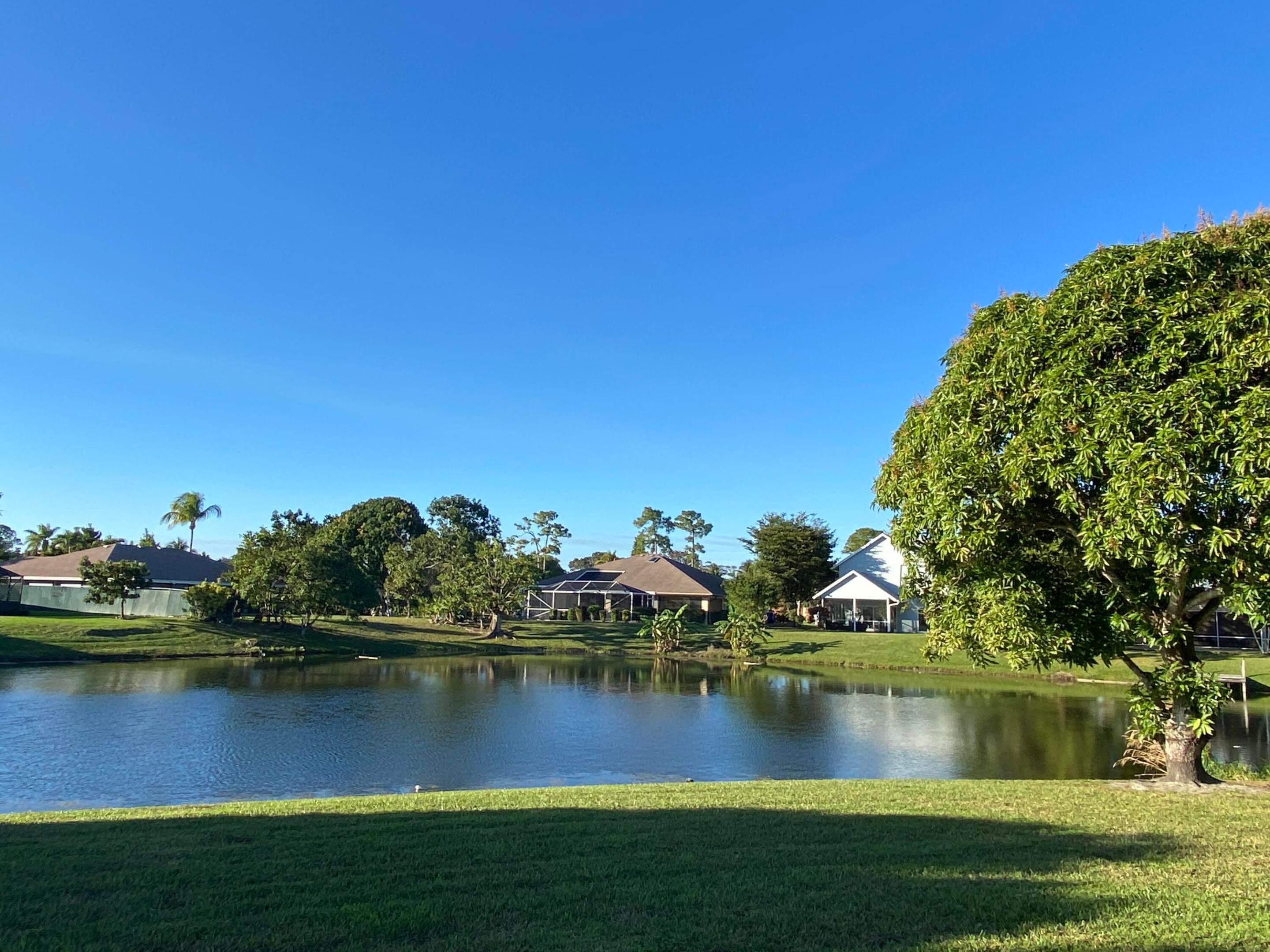 CRESTWOOD UNIT 1 PL 5 - Residential Lease