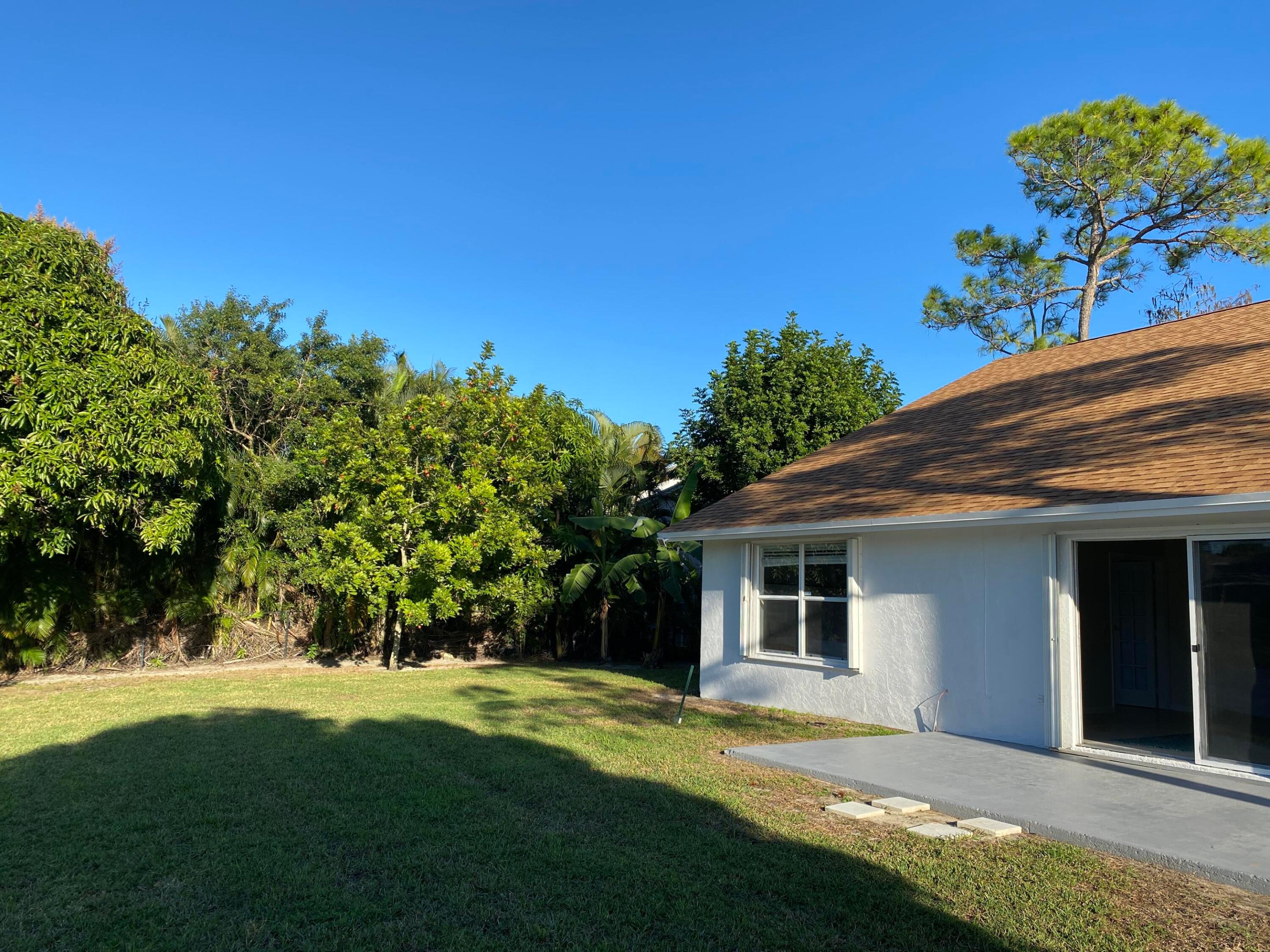 CRESTWOOD UNIT 1 PL 5 - Residential Lease