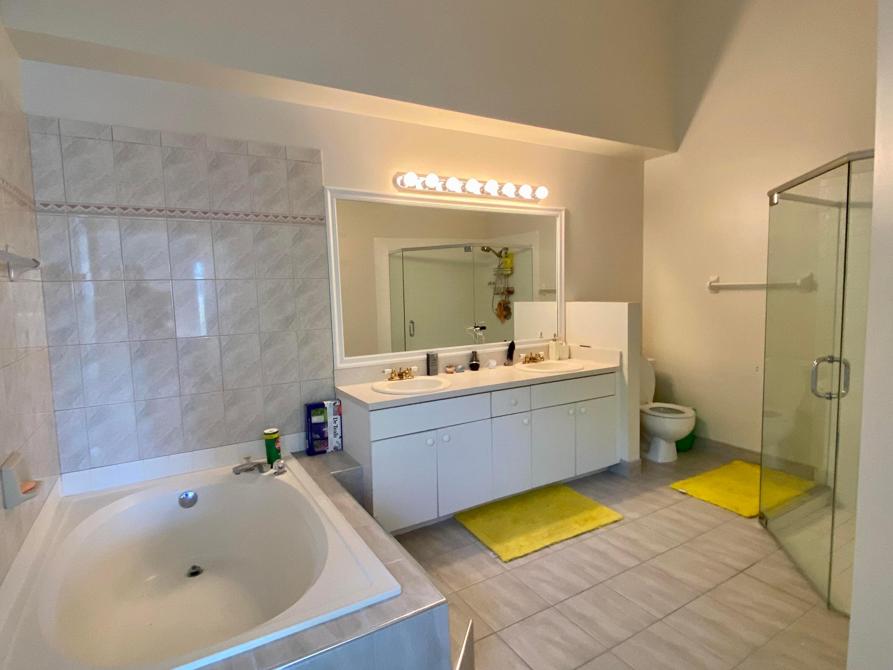 CRESTWOOD UNIT 1 PL 5 - Residential Lease