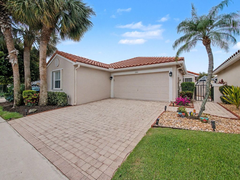 Photo of 11583 Colonnade Drive, Boynton Beach, FL 33437 (MLS # B26001864)