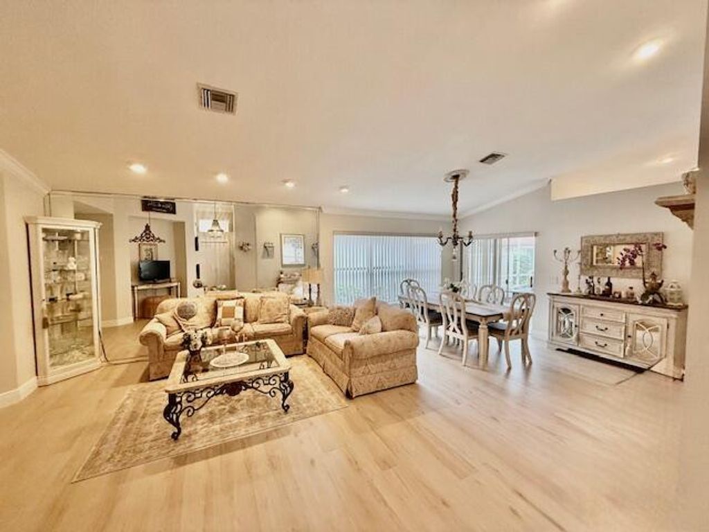 Photo of 11583 Colonnade Drive, Boynton Beach, FL 33437 (MLS # B26001864)