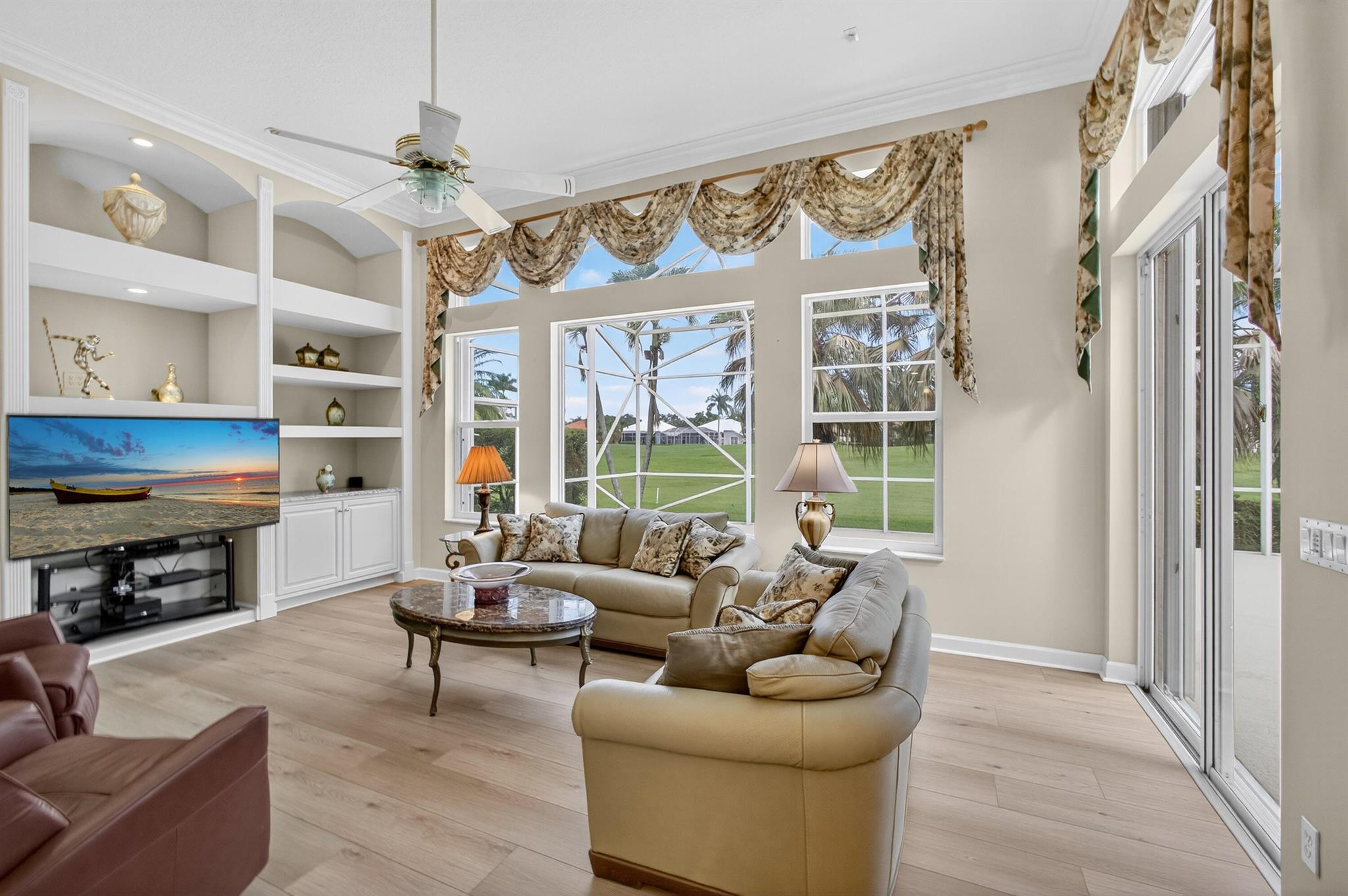 MONARCH - Residential