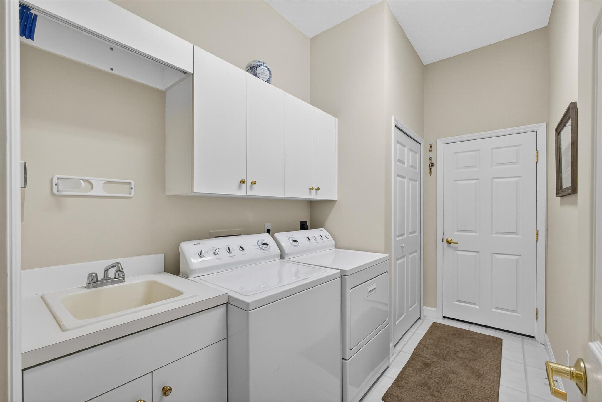 MONARCH - Residential