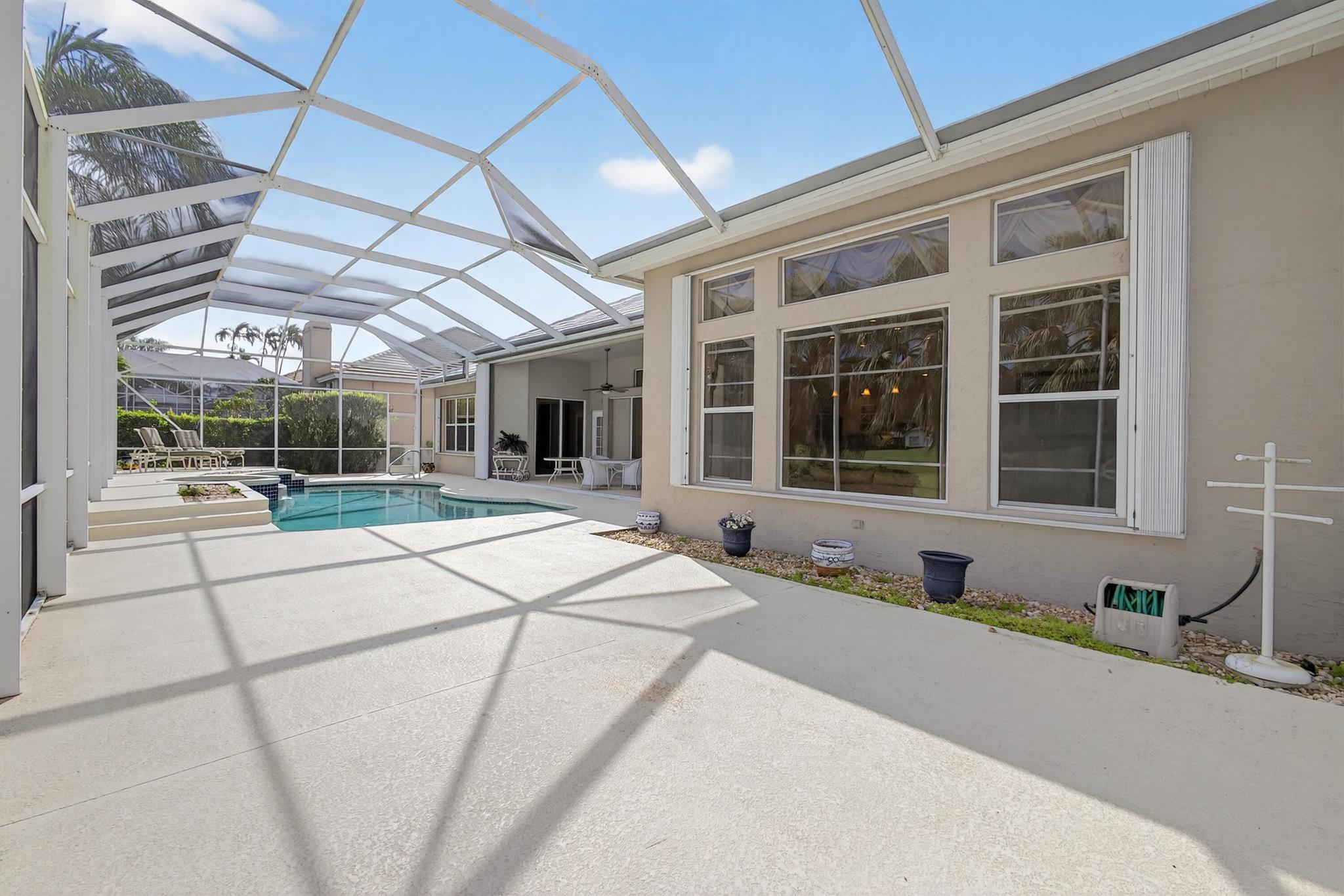 MONARCH - Residential