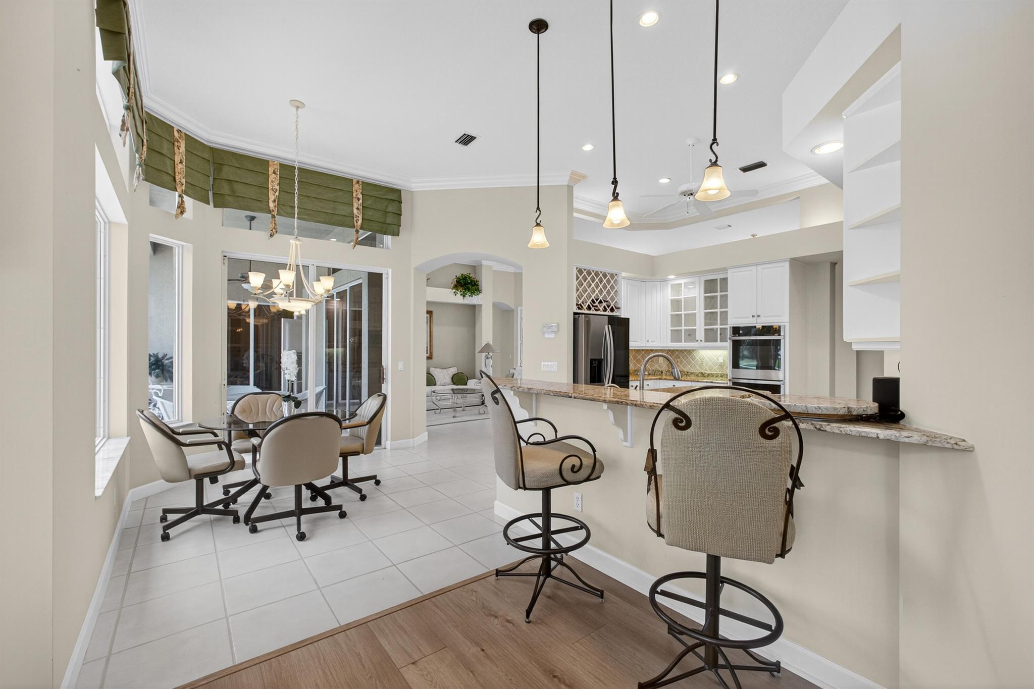 MONARCH - Residential