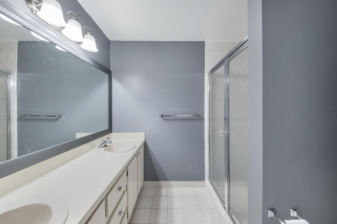 PARKSIDE - Residential Lease