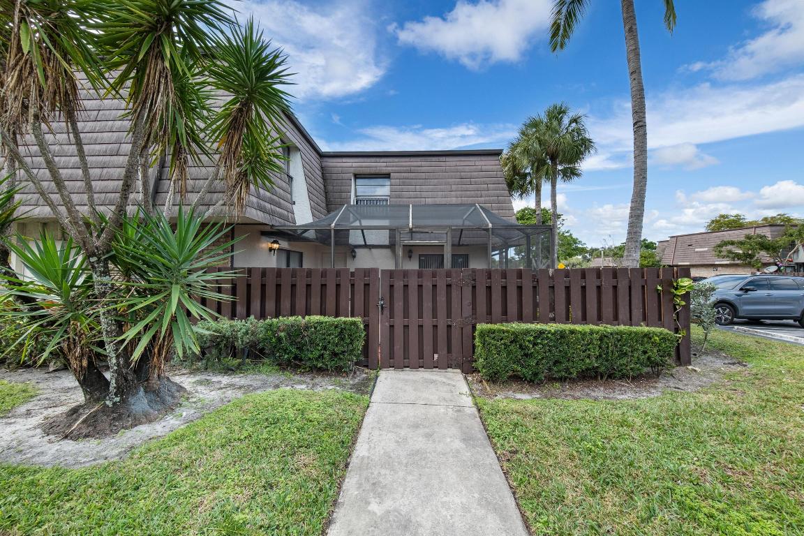 PARKSIDE - Residential Lease