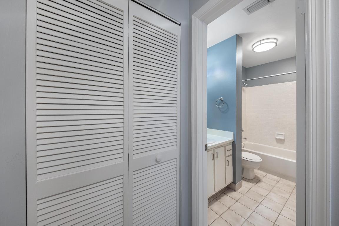 PARKSIDE - Residential Lease