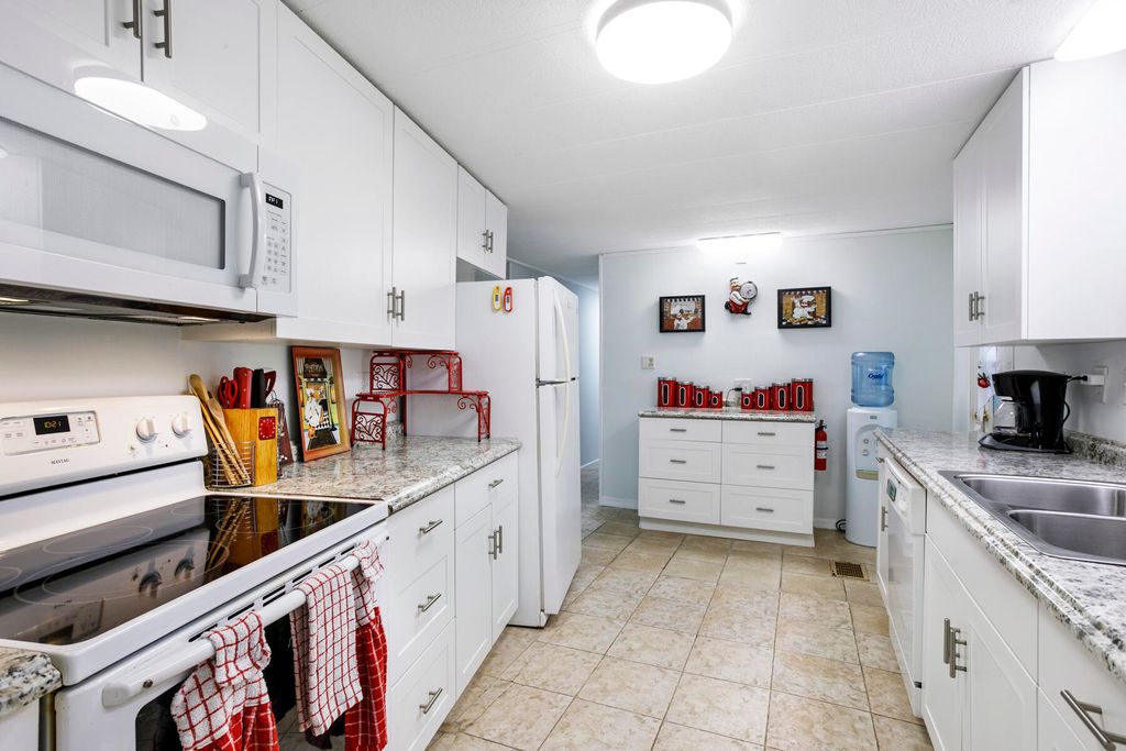 Photo of 37026 Exuma Bay, Boynton Beach, FL 33436 (MLS # B26018170)