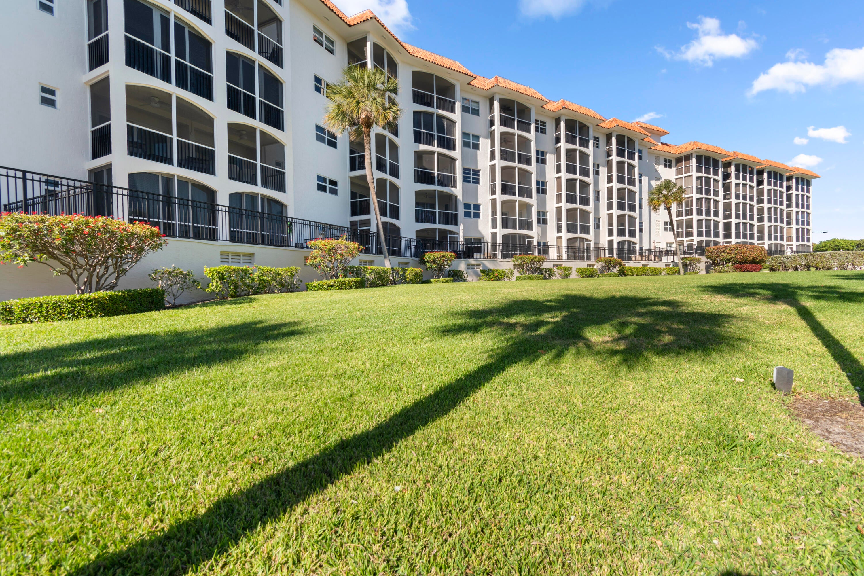 2871 N OCEAN Boulevard C123