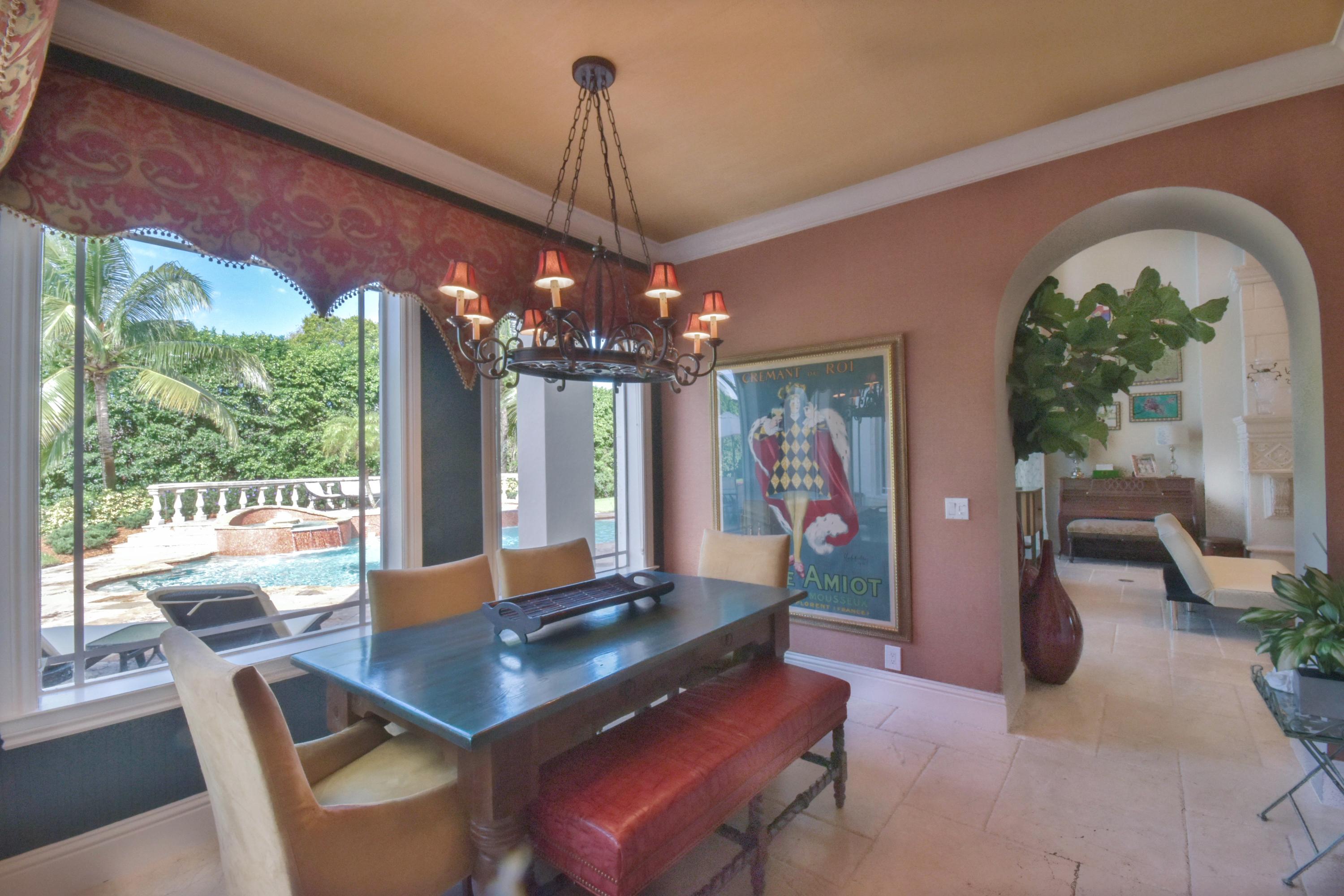 LONG LAKE ESTATES - Residential