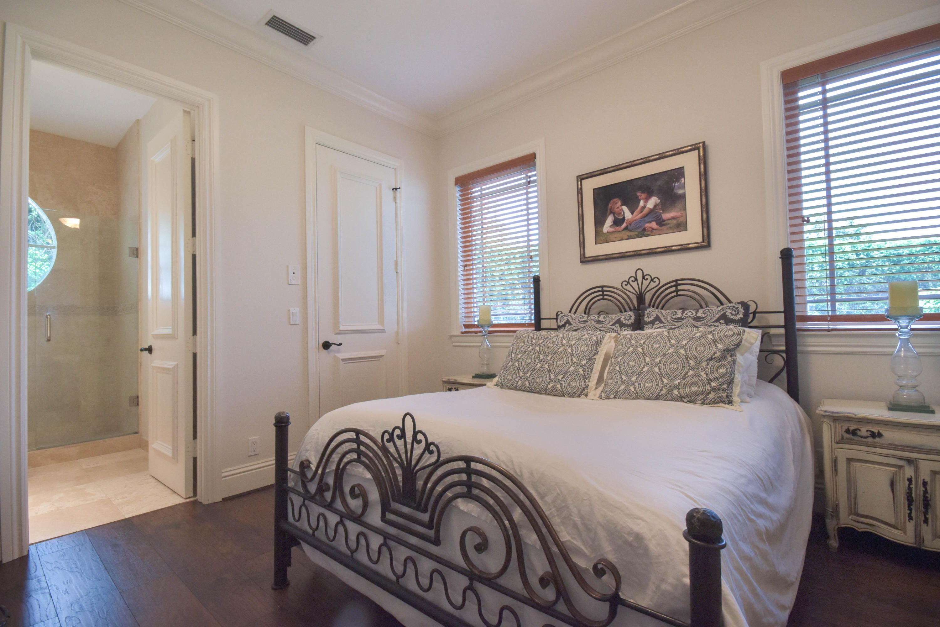 LONG LAKE ESTATES - Residential