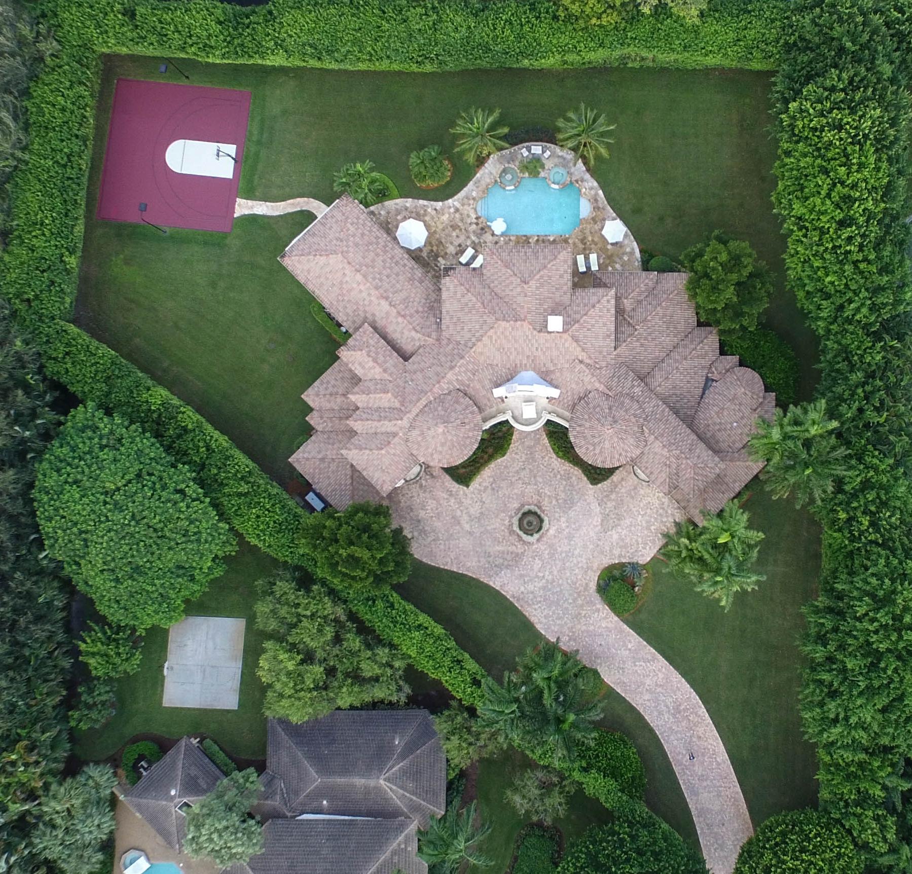 LONG LAKE ESTATES - Residential