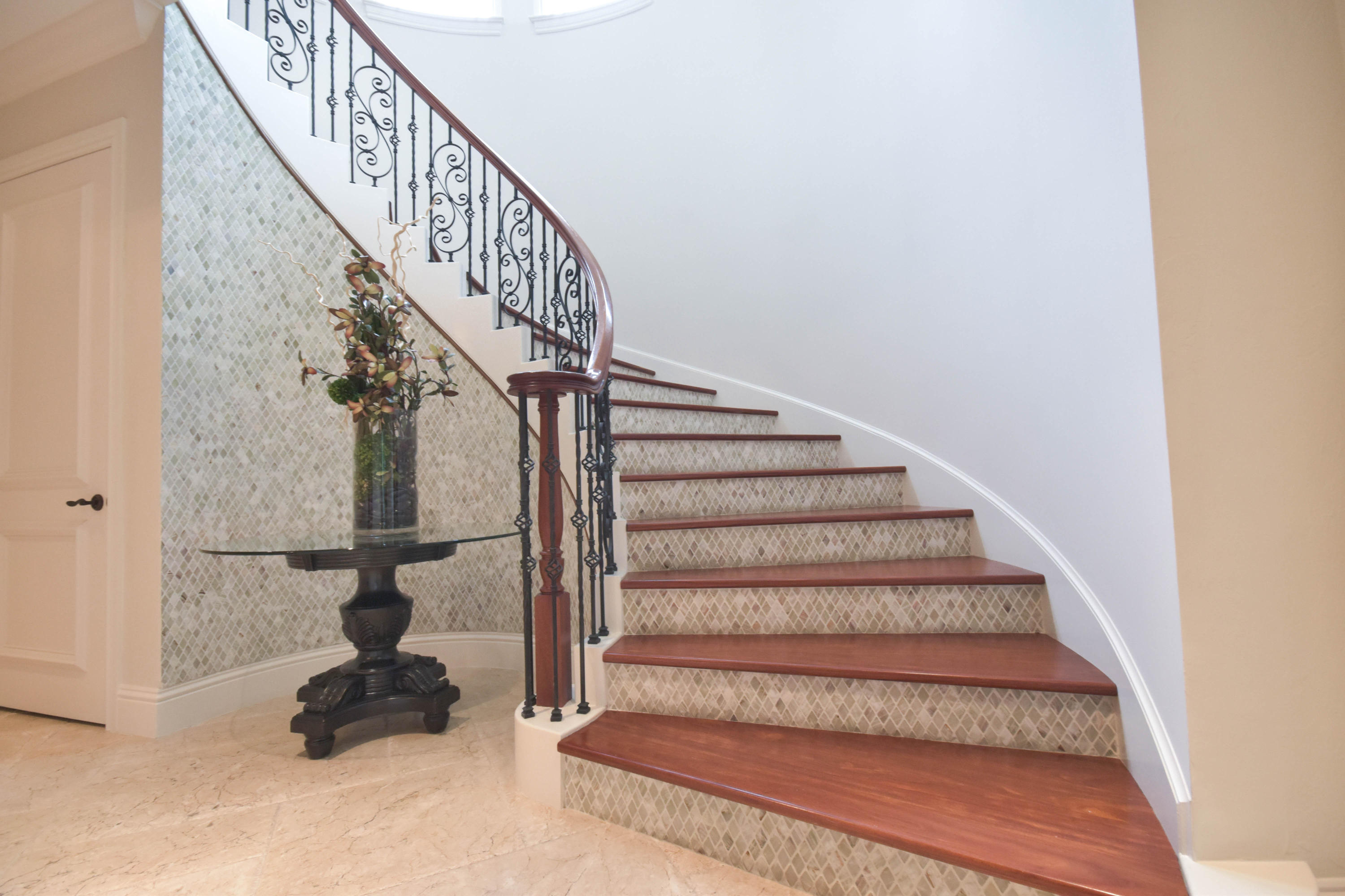 LONG LAKE ESTATES - Residential