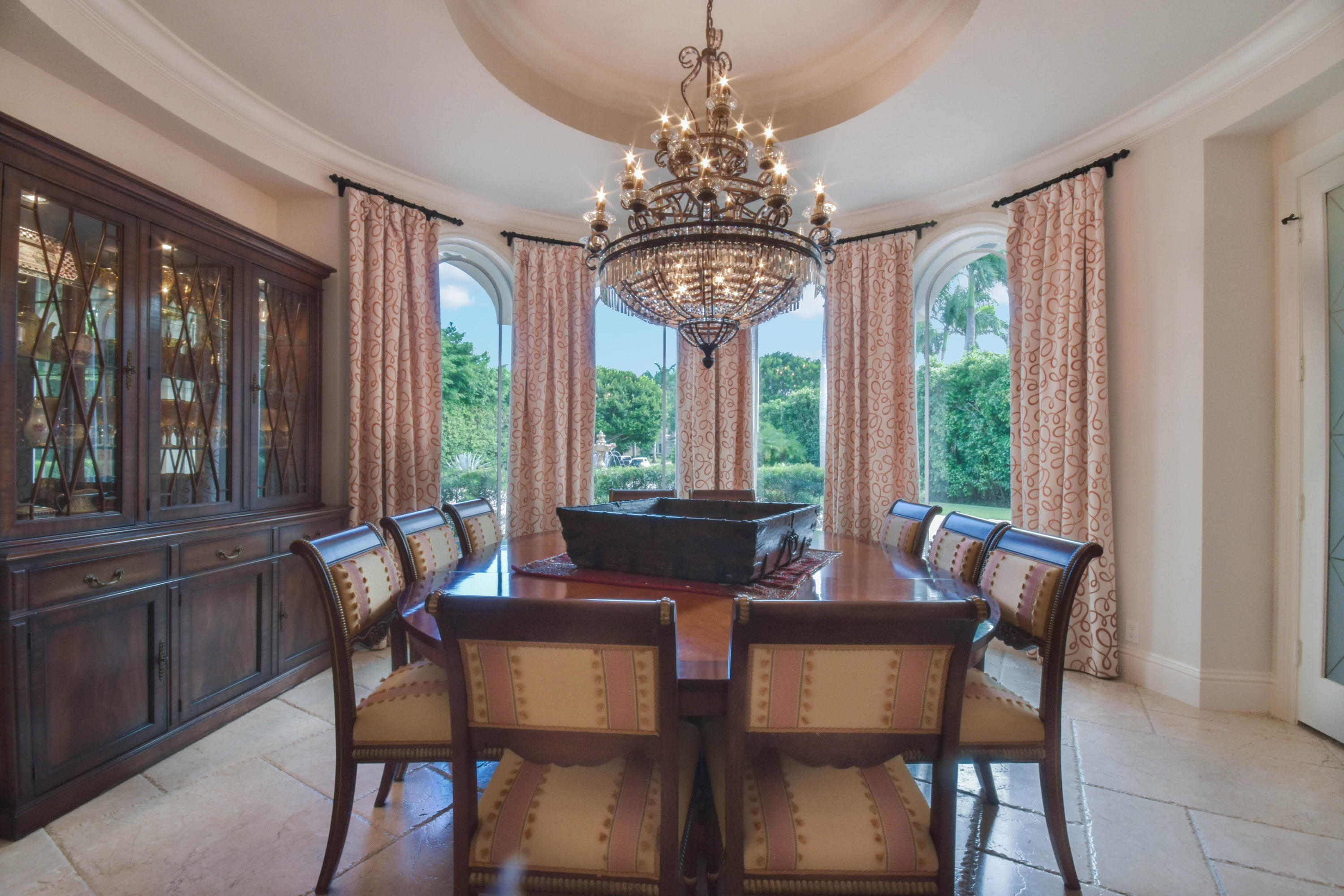 LONG LAKE ESTATES - Residential