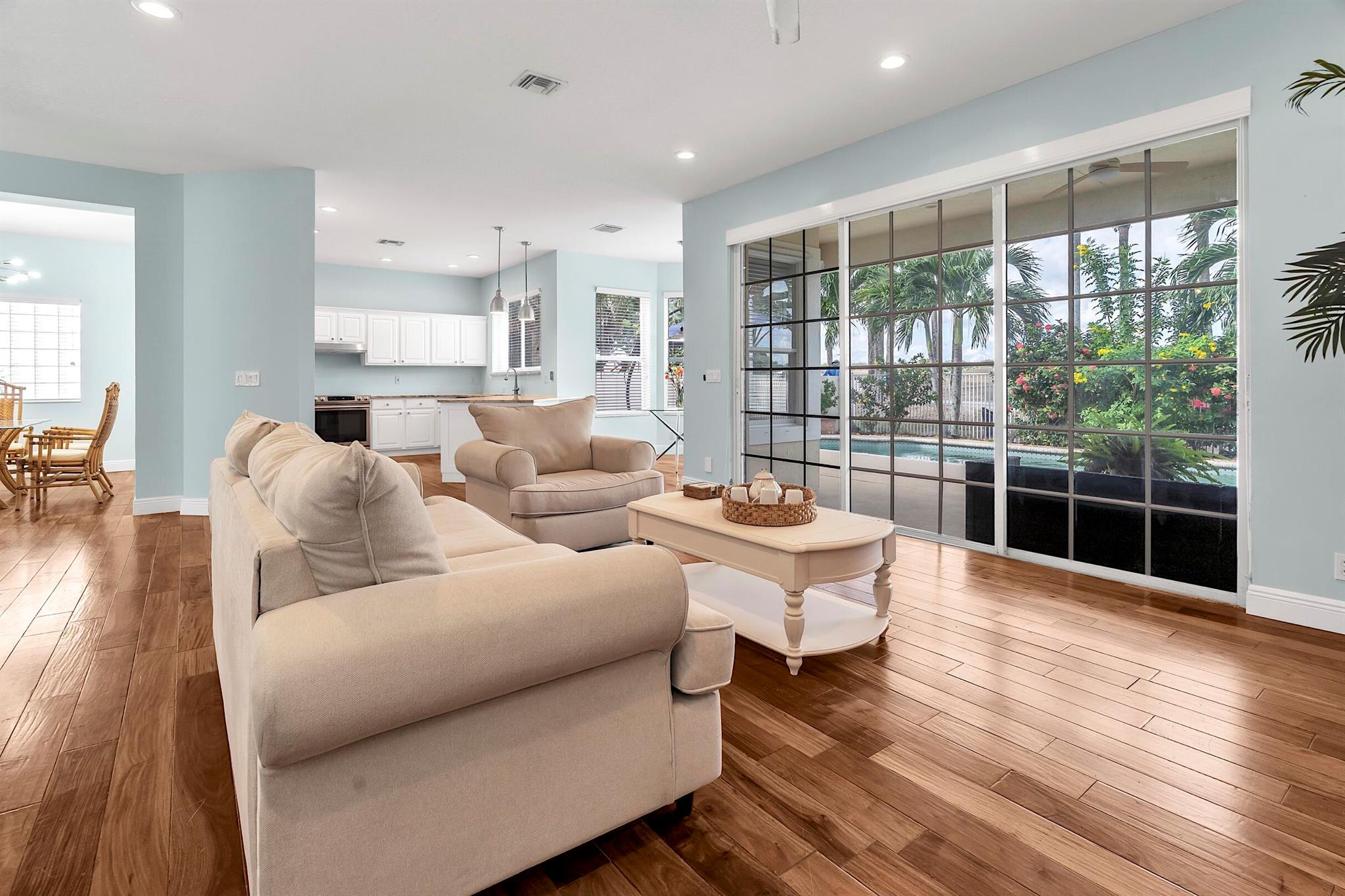 AVONDALE - Residential