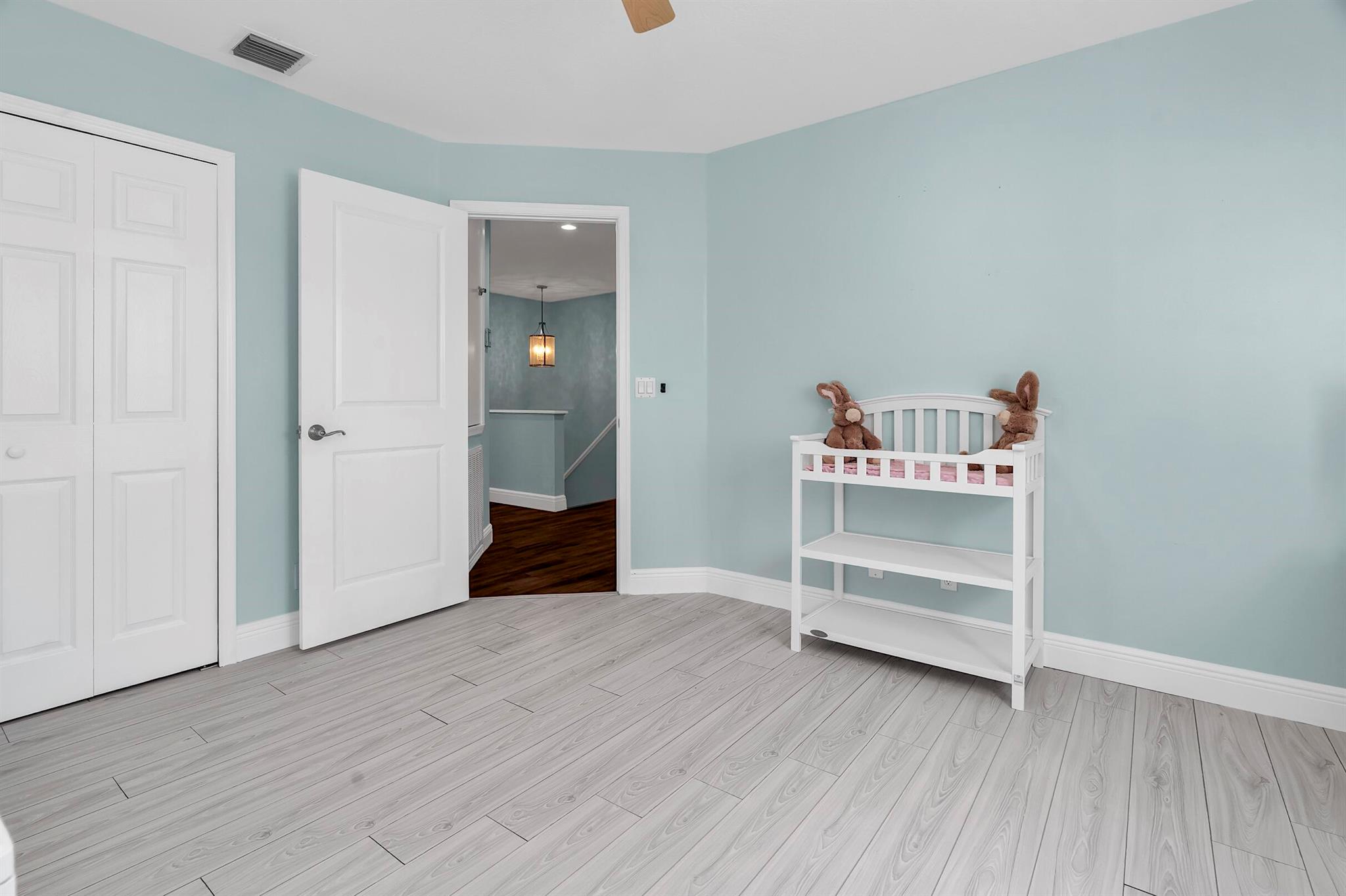 AVONDALE - Residential