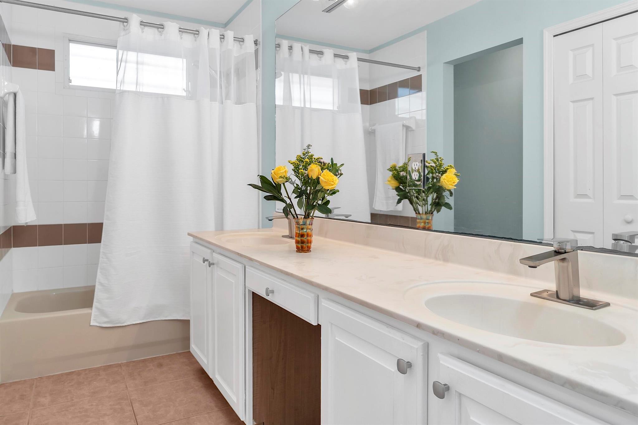 AVONDALE - Residential