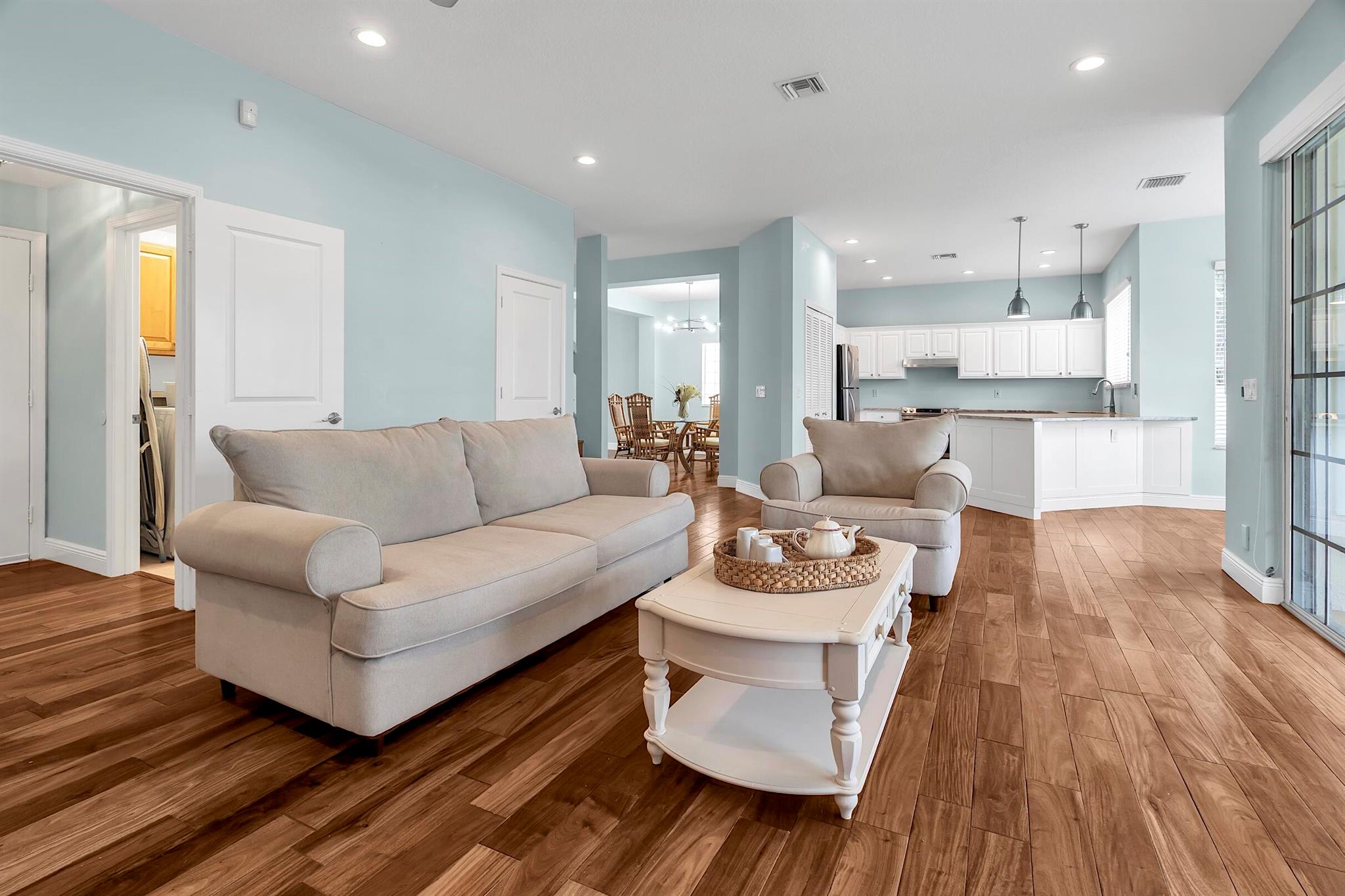 AVONDALE - Residential