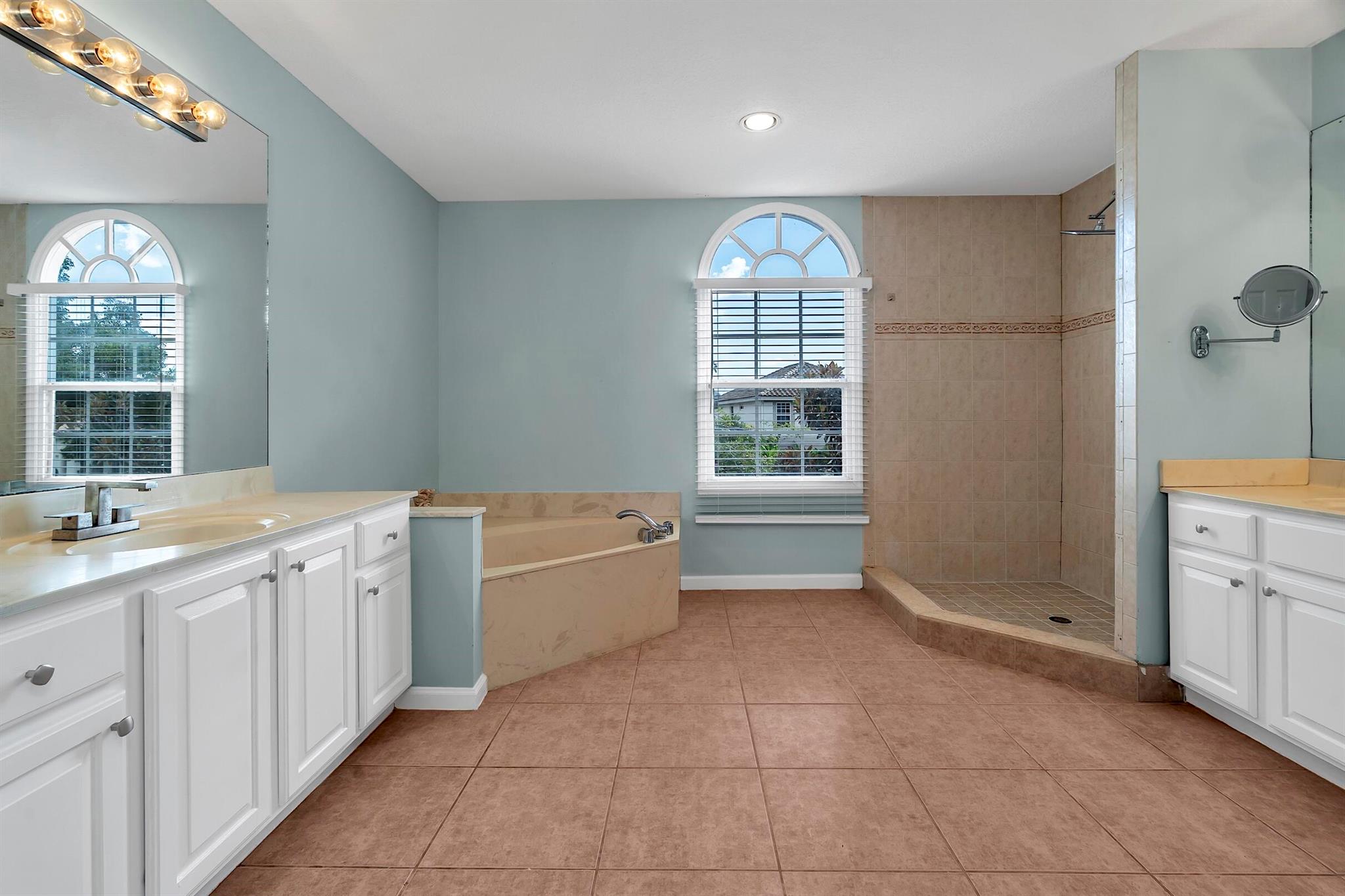 AVONDALE - Residential