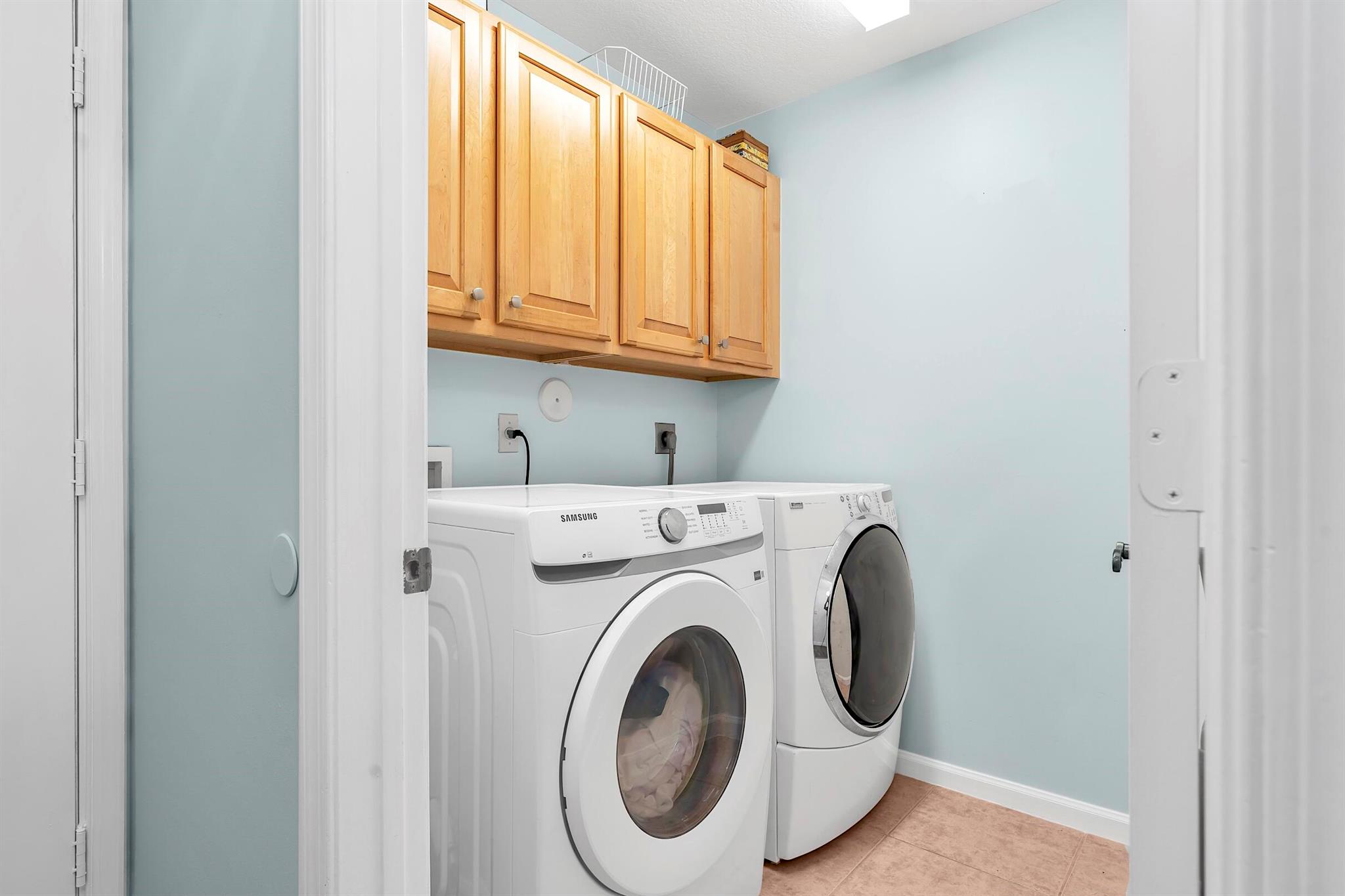 AVONDALE - Residential