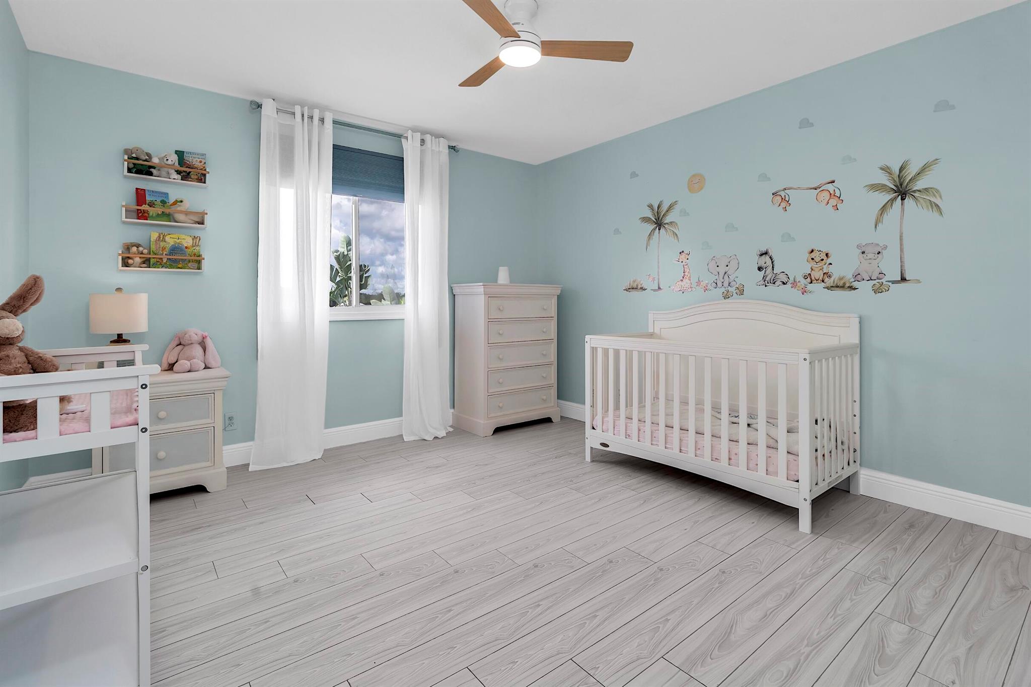 AVONDALE - Residential