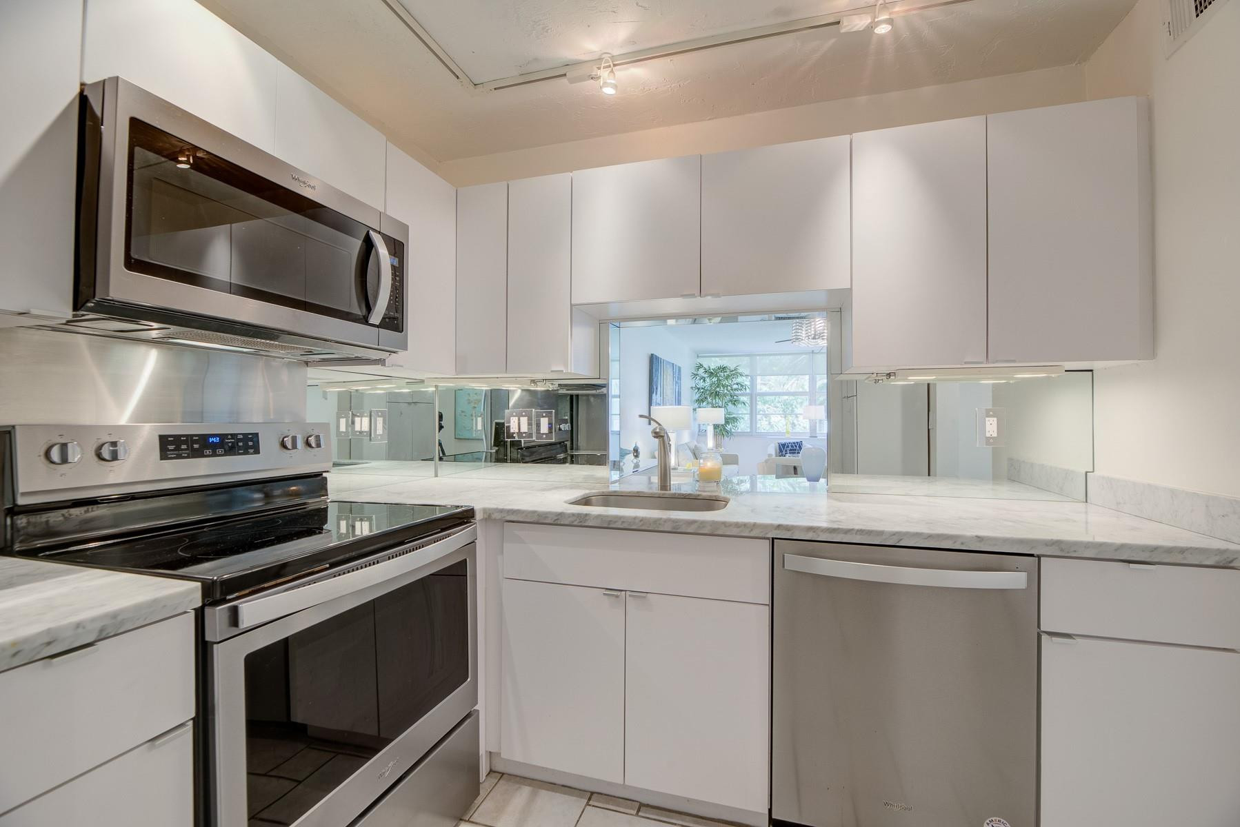 EAST POINT TOWERS CONDO - Residential