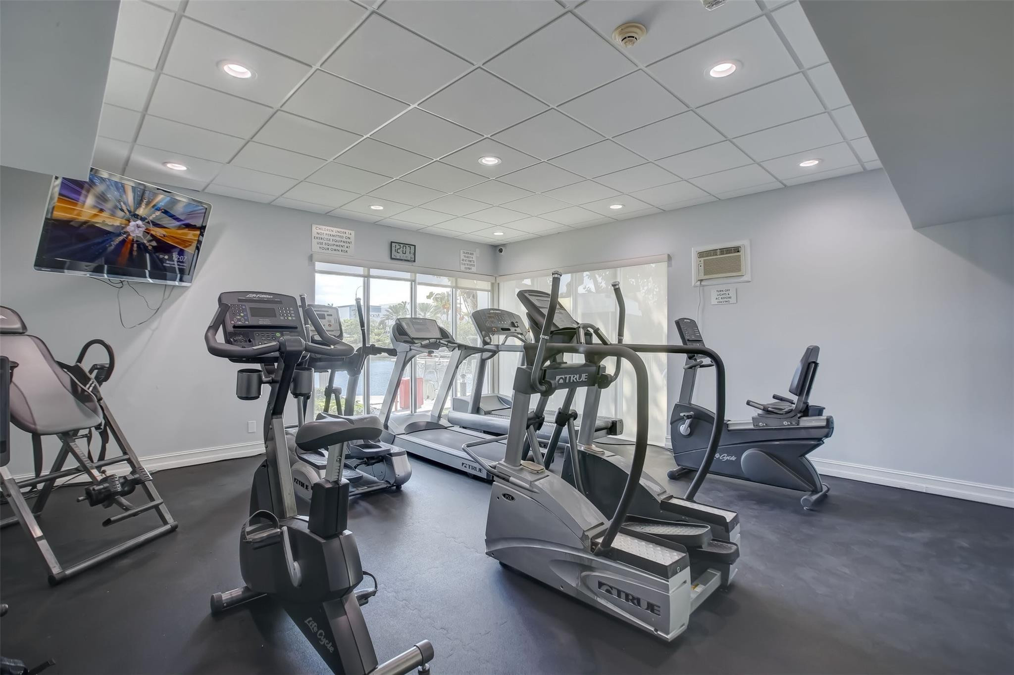 EAST POINT TOWERS CONDO - Residential