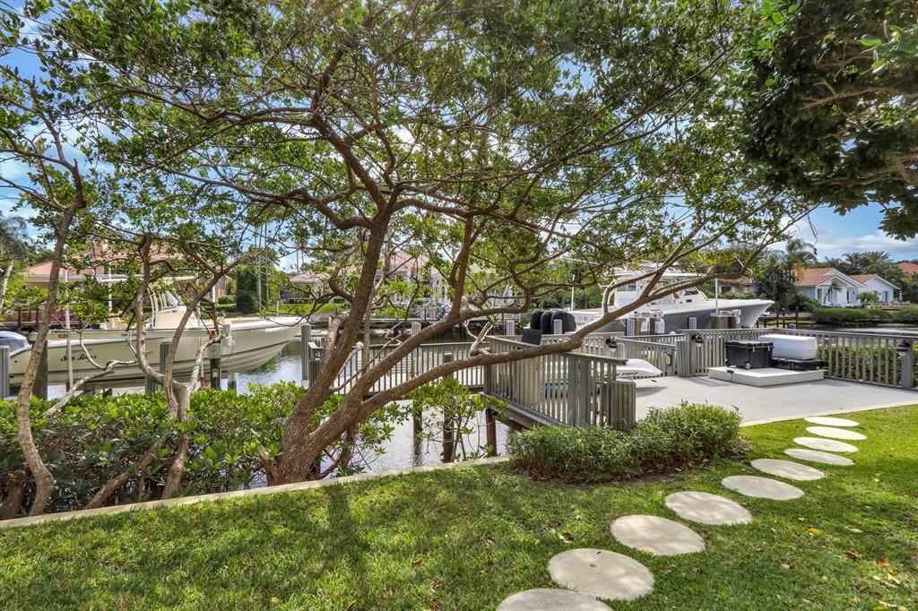 FRENCHMANS CREEK PAR B - Residential